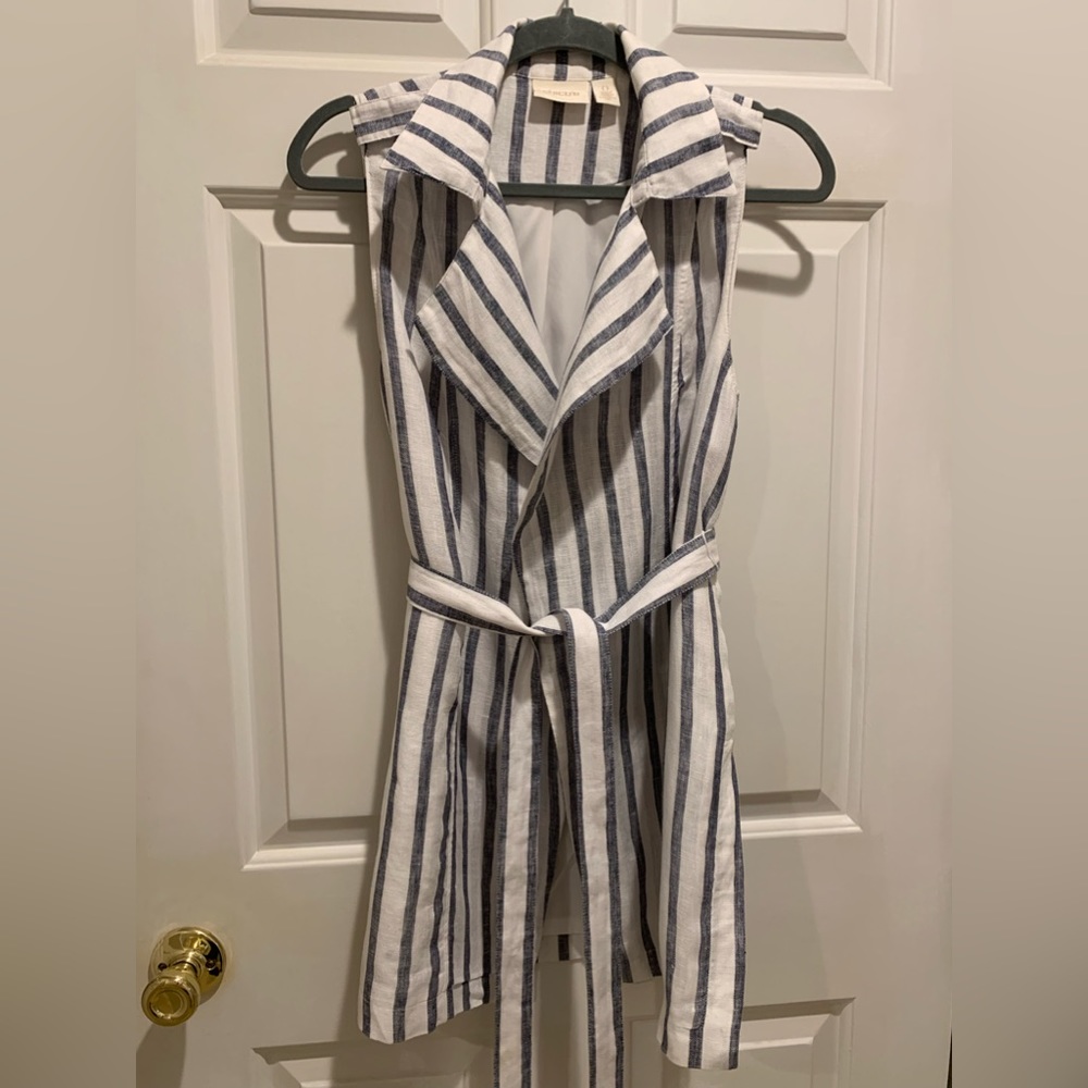 Chicos Linen Blue and White Vest